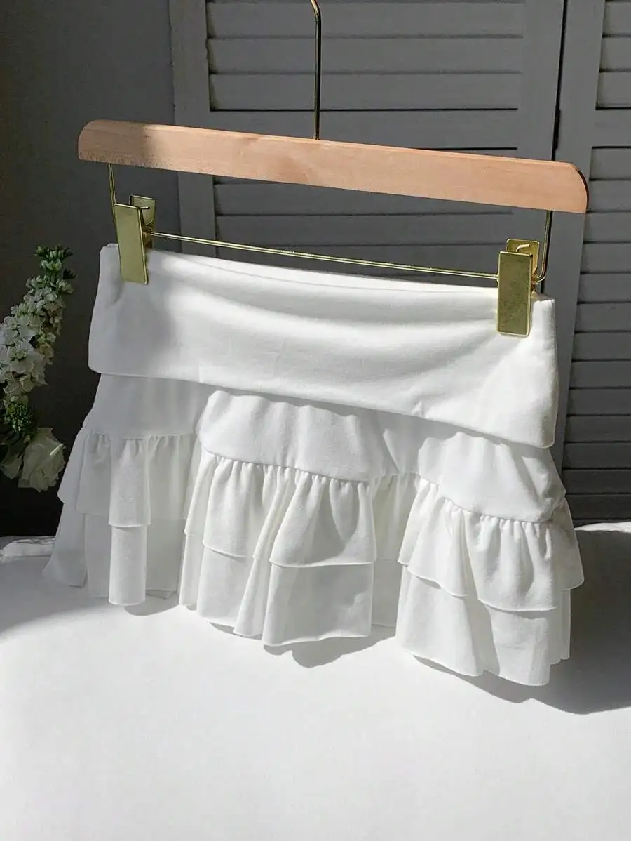 Women White Ruffle Layered Mini Skirt Casual Party Wear
Women White Ruffle Layered Mini Skirt Casual Party Wear