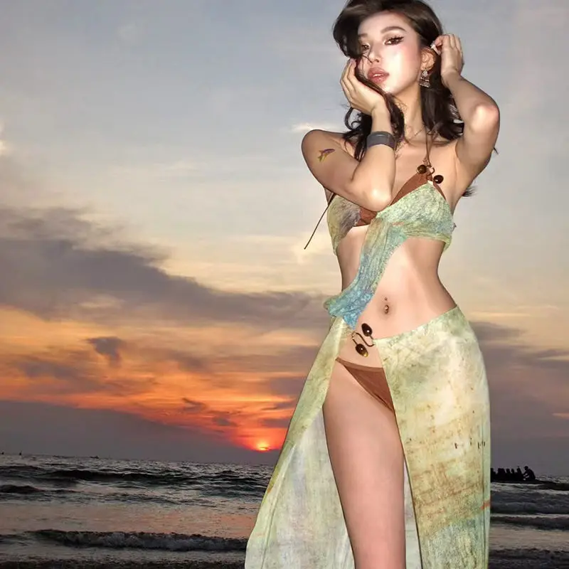 Vintage Korean-inspired design with romantic deep V neckline, perfect for honeymoon hot spring and beach vacation photoshoots.
Vintage Korean-inspired design with romantic deep V neckline, perfect for honeymoon hot spring and beach vacation photoshoots.