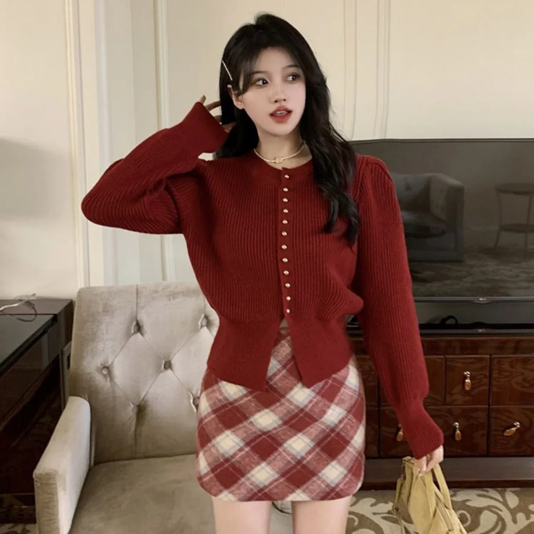 Модный красный вязаный длинный круглый свитер свека Ne, женский свитер на весну и осень, Новое поступление, топ-кардиган Ele для женщин
Модный красный вязаный длинный круглый свитер свека Ne, женский свитер на весну и осень, Новое поступление, топ-кардиган Ele для женщин