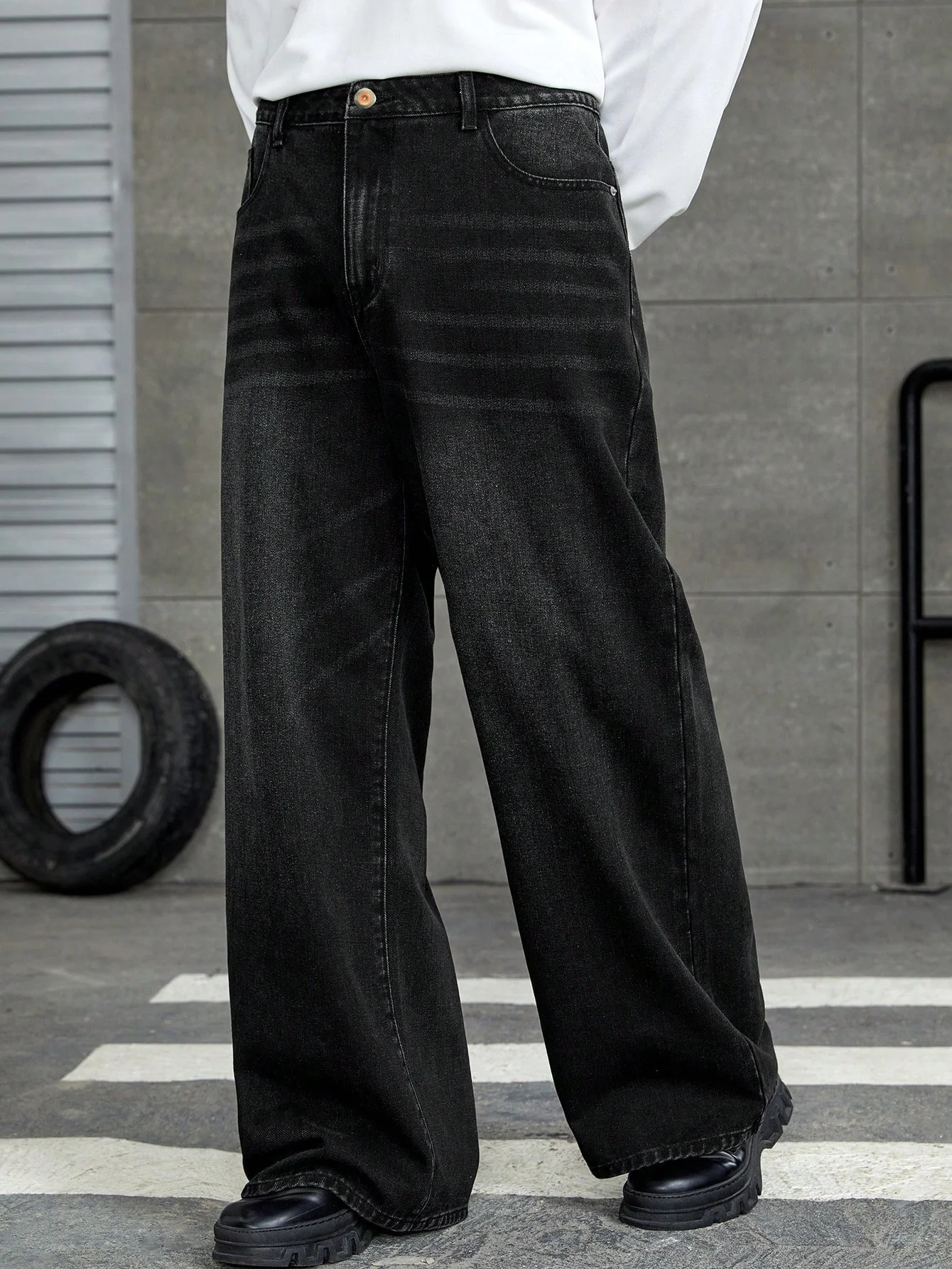 Classic Original Jeans for Man Slim Fit Y2K Drip Denim Jeans Pants Timeless Style Suitable for All Occasions Free Shipping
Classic Original Jeans for Man Slim Fit Y2K Drip Denim Jeans Pants Timeless Style Suitable for All Occasions Free Shipping