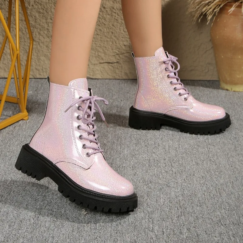 Women Versatile Short Boots 35-42 Large Size Tie-fitting Round Toe Glitter Thick Sole Fashion Boots Temperament Motorcycle Boots
Women Versatile Short Boots 35-42 Large Size Tie-fitting Round Toe Glitter Thick Sole Fashion Boots Temperament Motorcycle Boots