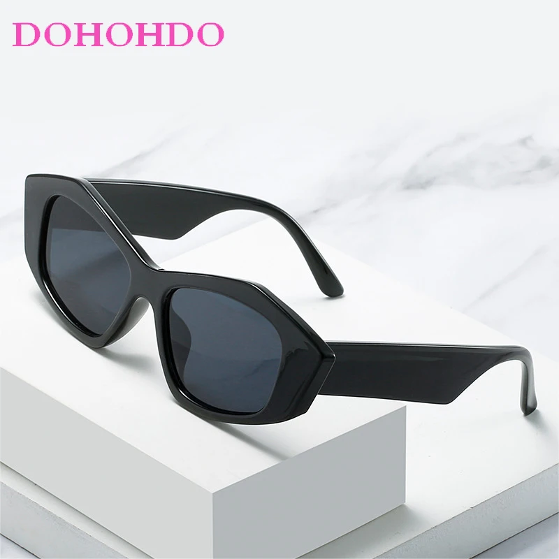 Trend Retro Small Cat Eye Sunglasses For Men Women Fashion Luxury Brand Designer Sun Glasses Driving Travel Shade Eyewear UV400
Trend Retro Small Cat Eye Sunglasses For Men Women Fashion Luxury Brand Designer Sun Glasses Driving Travel Shade Eyewear UV400