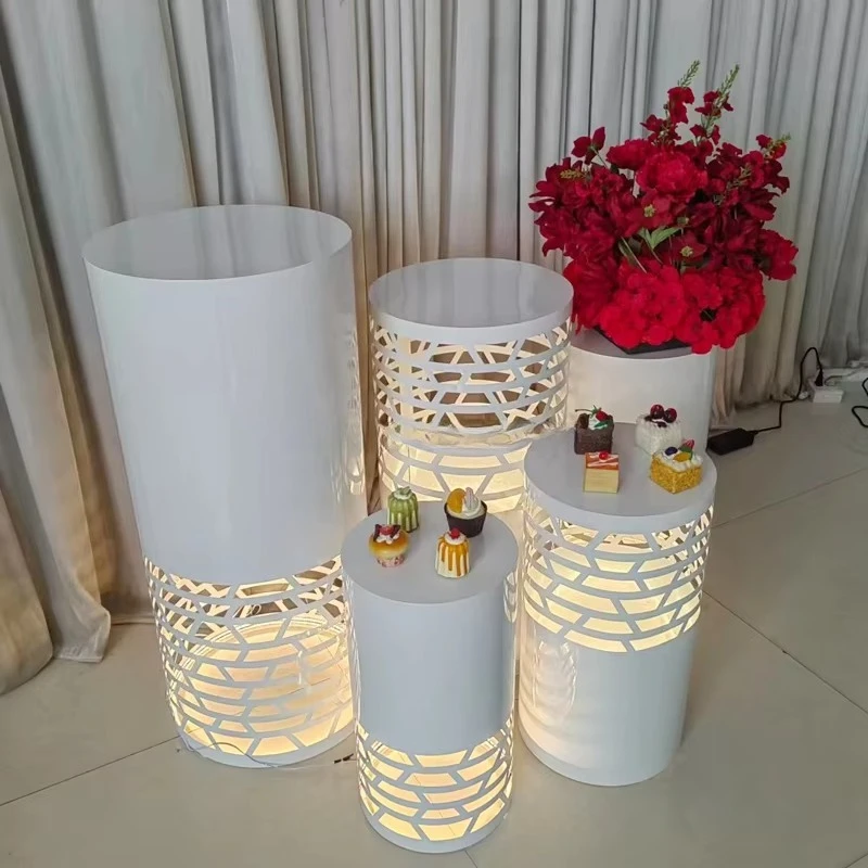 Настраиваемая металлическая подставка для десертов с LED-подсветкой, основание для свадебного торта, декор для фуршета в отеле, напрямую от производителя
Настраиваемая металлическая подставка для десертов с LED-подсветкой, основание для свадебного торта, декор для фуршета в отеле, напрямую от производителя