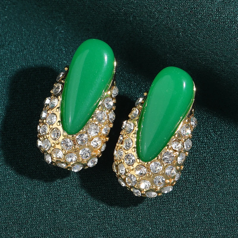 Retro Inlaid Green Agate Earrings Vintage Stud Antique Gold Plated Natural Stone Jewelry Luxury Female Elegant Wedding Art Deco
Retro Inlaid Green Agate Earrings Vintage Stud Antique Gold Plated Natural Stone Jewelry Luxury Female Elegant Wedding Art Deco