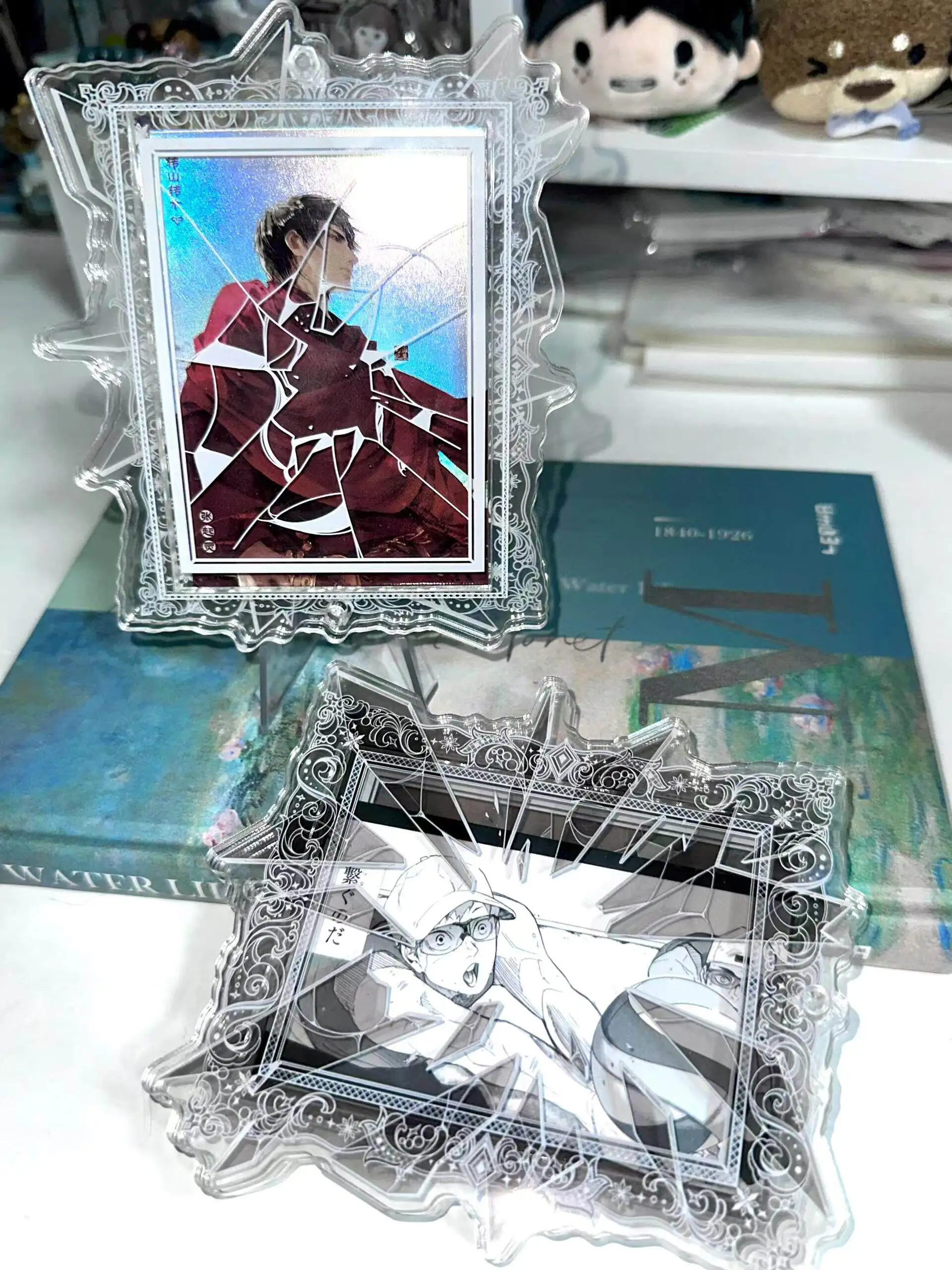 Broken Mirror Acrylic Photo Frame – 3 Inch Card Holder for Polaroid, Trading Cards & Anime Goods, Stand Display Case
Broken Mirror Acrylic Photo Frame – 3 Inch Card Holder for Polaroid, Trading Cards & Anime Goods, Stand Display Case