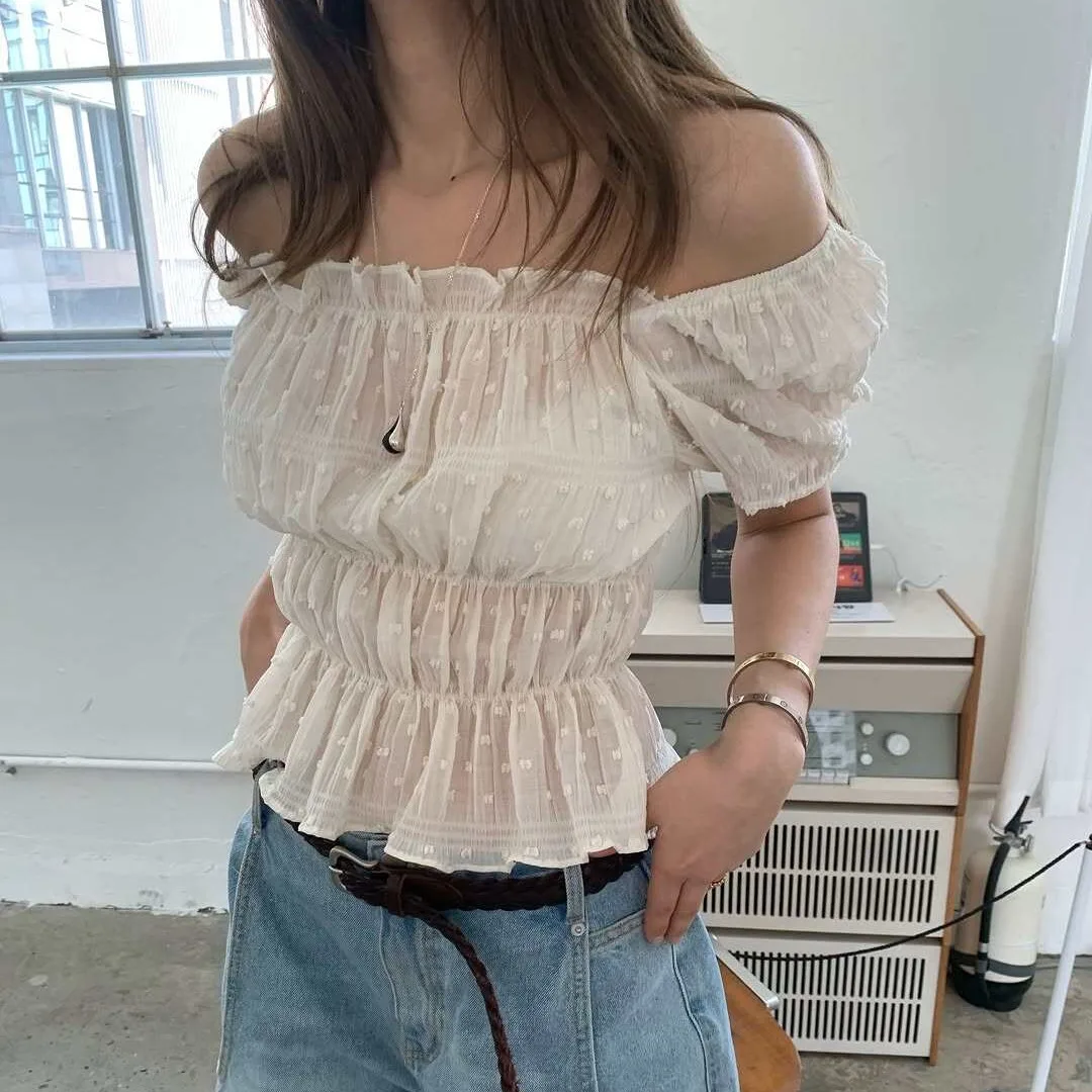 Korean Chic Polka Dot Embroidery One Shoulder Short Sleeve Women's Shirt Slimming Waist Design Summer Fashion Casual Top
Korean Chic Polka Dot Embroidery One Shoulder Short Sleeve Women's Shirt Slimming Waist Design Summer Fashion Casual Top