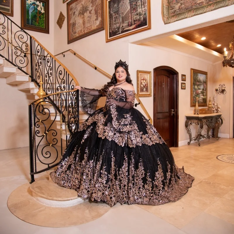 customized Shiny Black gold Quinceanera Dresses Ball Gown Sweet 16 Dress sequin applique Lace Birthday 15th Party Gown
customized Shiny Black gold Quinceanera Dresses Ball Gown Sweet 16 Dress sequin applique Lace Birthday 15th Party Gown