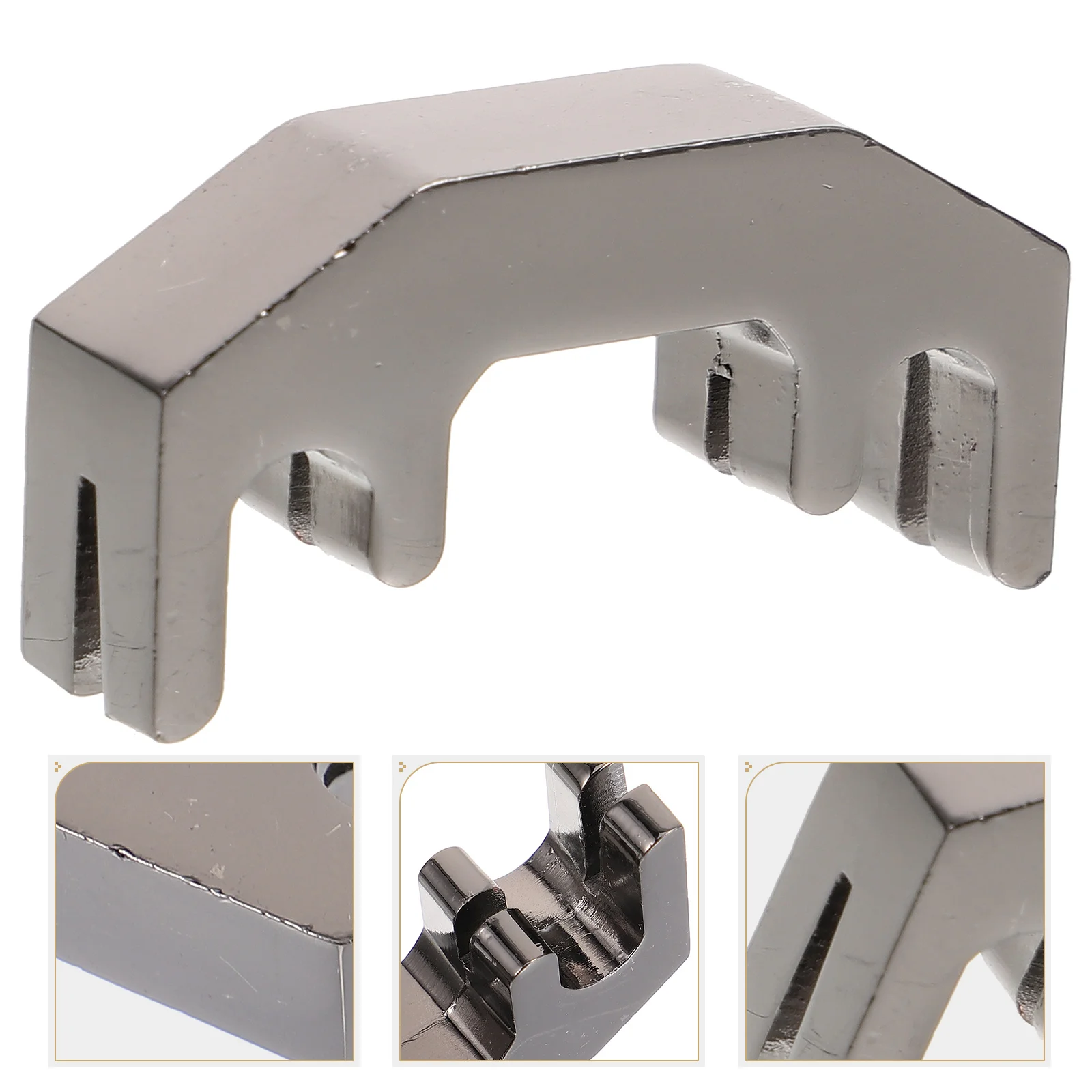 Violin Mute Metal Sound Reducer Accessories Suitable for 1/2 4/4 Easy to Install Muffler Musical Instrument Noise
Violin Mute Metal Sound Reducer Accessories Suitable for 1/2 4/4 Easy to Install Muffler Musical Instrument Noise