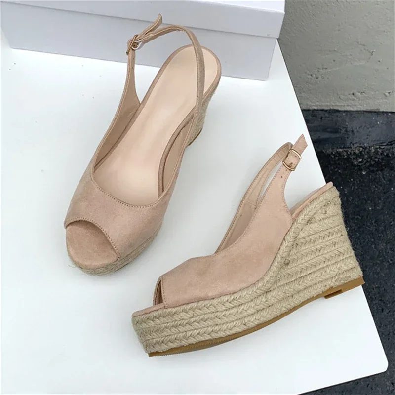 Aneikeh Buckle Strap Street Style Design Narrow Band Women Sandals Solid Platform Wedges Shoe Summer Peep Toe High Heels Banquet
Aneikeh Buckle Strap Street Style Design Narrow Band Women Sandals Solid Platform Wedges Shoe Summer Peep Toe High Heels Banquet