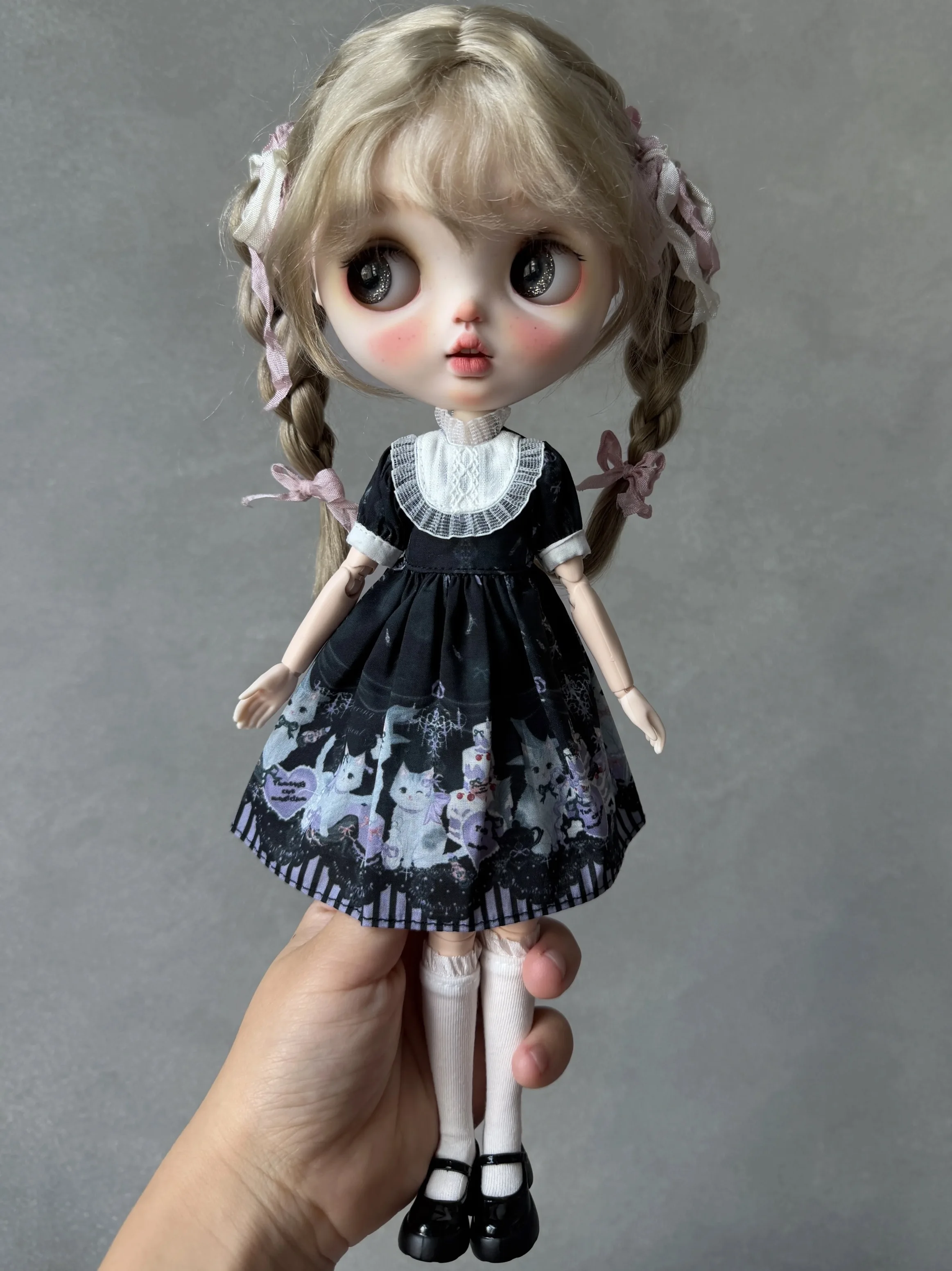 ICY DBS Blyth Doll Clothe Accessories Black Lolita Kitten Princess Dress For 19 Joints OB24 Azone Blyth Doll Daily DIY Dress Up
ICY DBS Blyth Doll Clothe Accessories Black Lolita Kitten Princess Dress For 19 Joints OB24 Azone Blyth Doll Daily DIY Dress Up