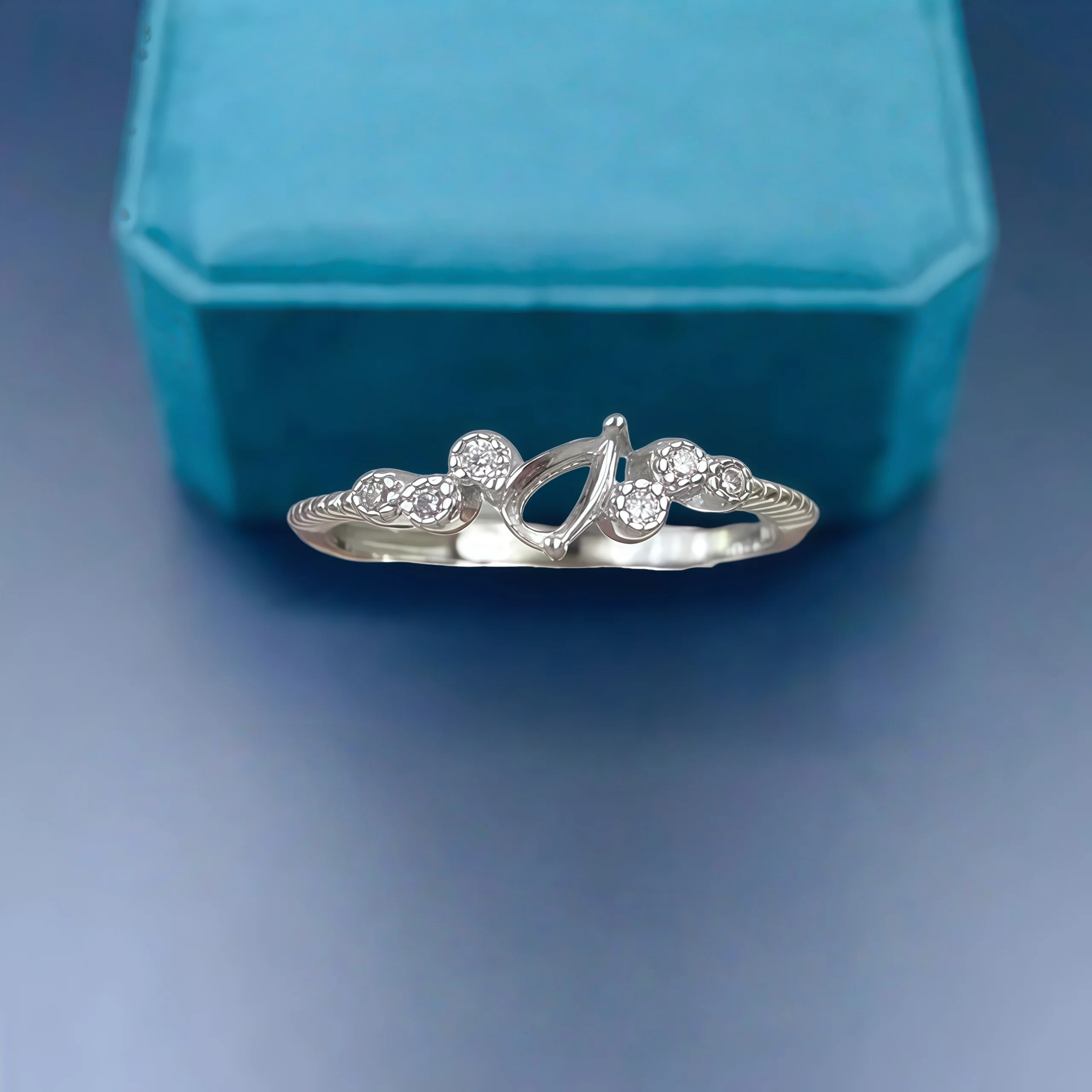 Модное кольцо «сделай сам», пустой держатель, стерлинговое серебро S925, установка 3*5/4*6/5*7 мм, камень с каплями воды, изысканные очаровательные свадебные украшения для женщин
Модное кольцо «сделай сам», пустой держатель, стерлинговое серебро S925, установка 3*5/4*6/5*7 мм, камень с каплями воды, изысканные очаровательные свадебные украшения для женщин