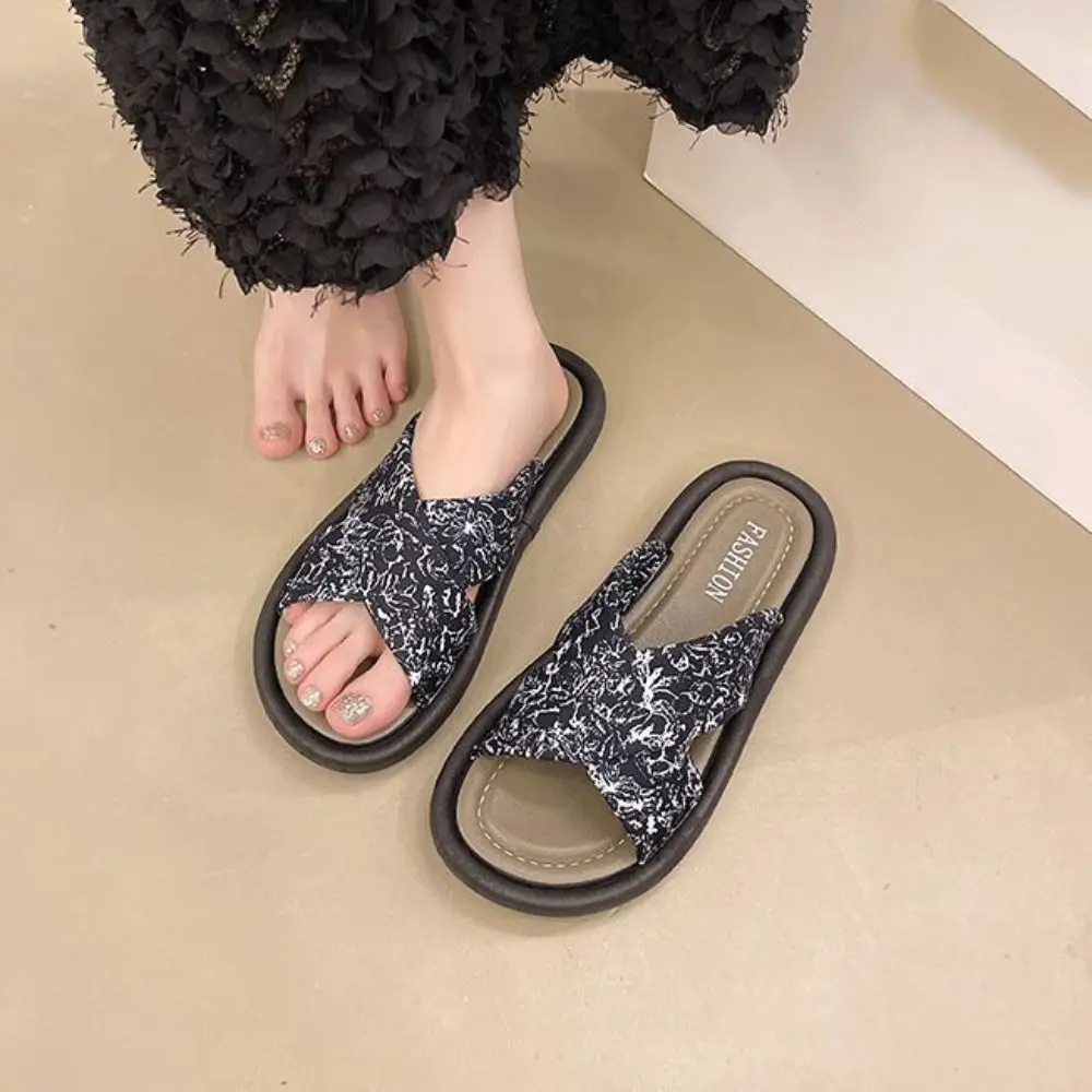 Fashion Cloth Belt Flower Flip Flops PVC Anti Slip Beach Slippers Soft Sole Beachwear Slides Sandals Outdoor
Fashion Cloth Belt Flower Flip Flops PVC Anti Slip Beach Slippers Soft Sole Beachwear Slides Sandals Outdoor