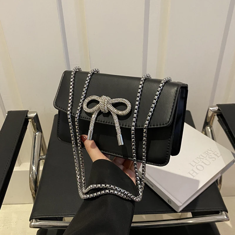 Fashion Bow Chain Small Square Bag For Women 2024 New Simple Pu Leather Shoulder Bags Korean Versatile Ladies Crossbody Purse
Fashion Bow Chain Small Square Bag For Women 2024 New Simple Pu Leather Shoulder Bags Korean Versatile Ladies Crossbody Purse