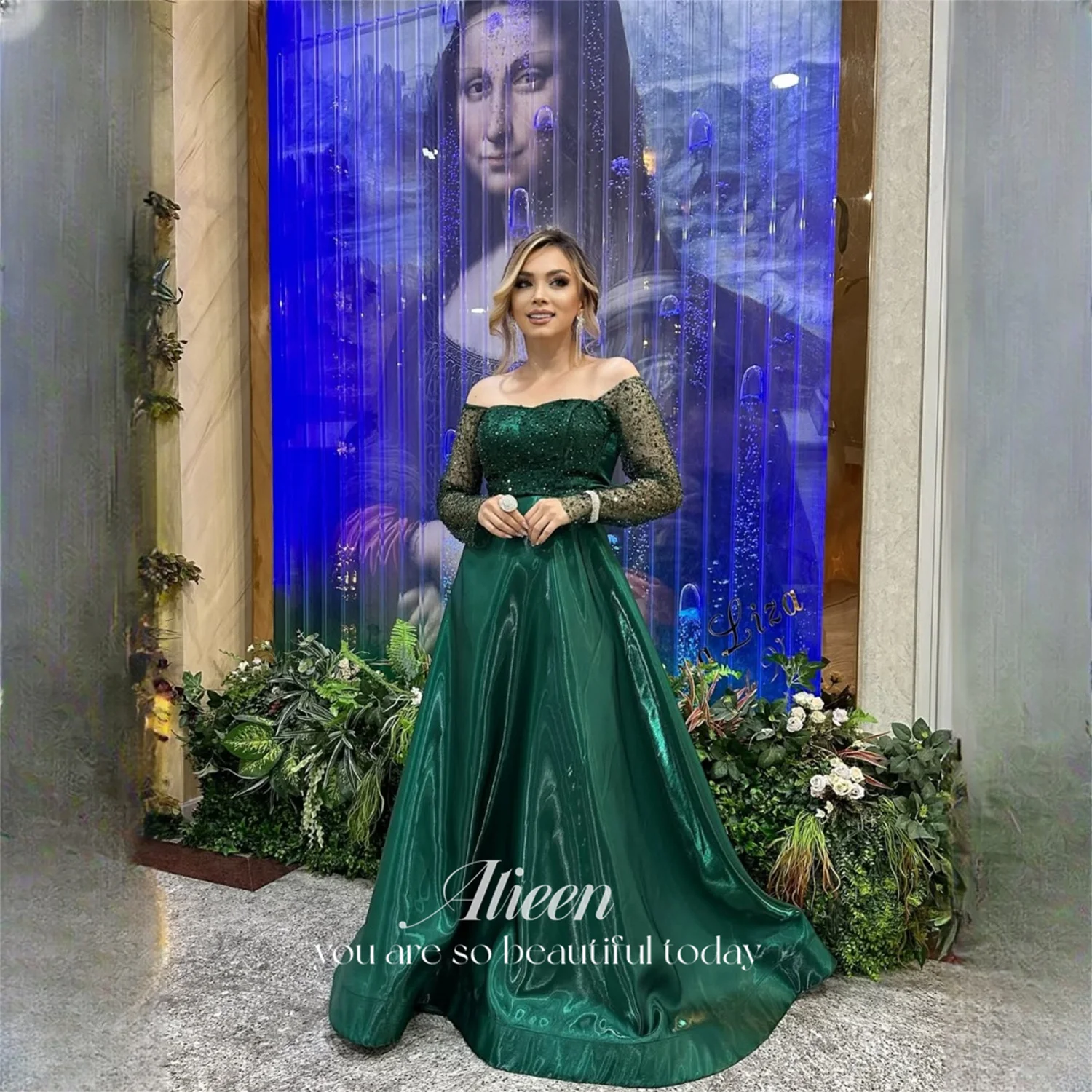 Aileen Satin Off The Shoulder Green A-Line Evening Dress 2026 Prom Dress Elegant High Quality Formal Evening Robes de Soirée
Aileen Satin Off The Shoulder Green A-Line Evening Dress 2026 Prom Dress Elegant High Quality Formal Evening Robes de Soirée
