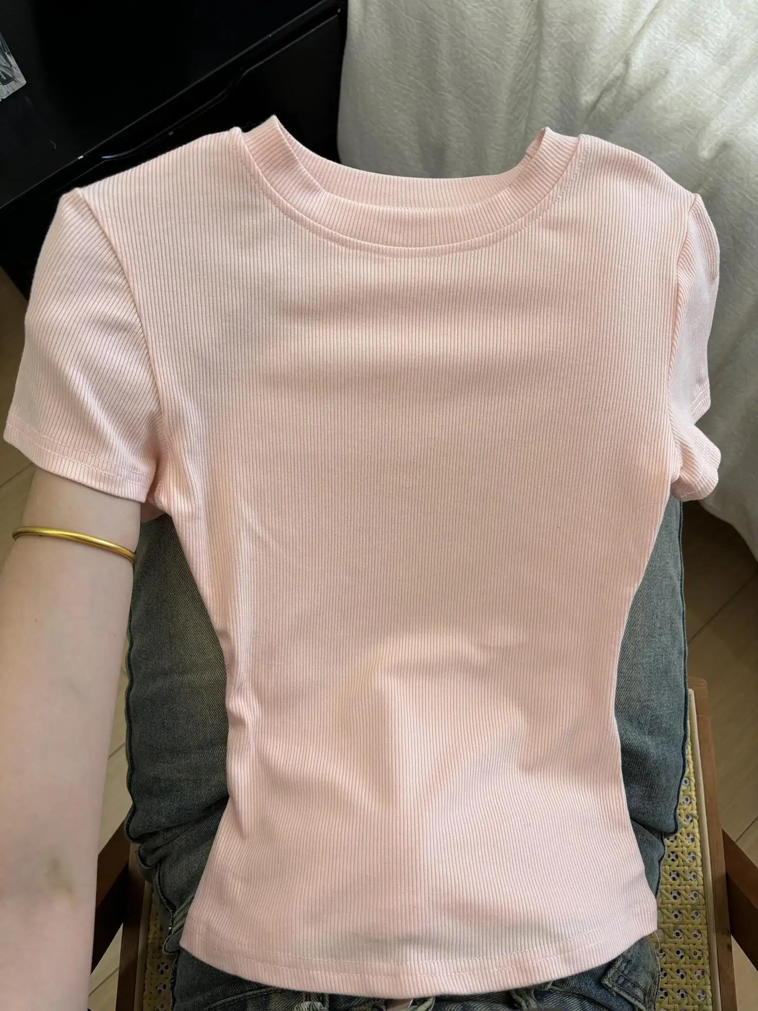 Hot Sweet O Neck Solid Slim T Shirts American Vintage Women T-shirt 2026 New Summer Tight Tee Shirts Short Sleeve Short Top
Hot Sweet O Neck Solid Slim T Shirts American Vintage Women T-shirt 2026 New Summer Tight Tee Shirts Short Sleeve Short Top