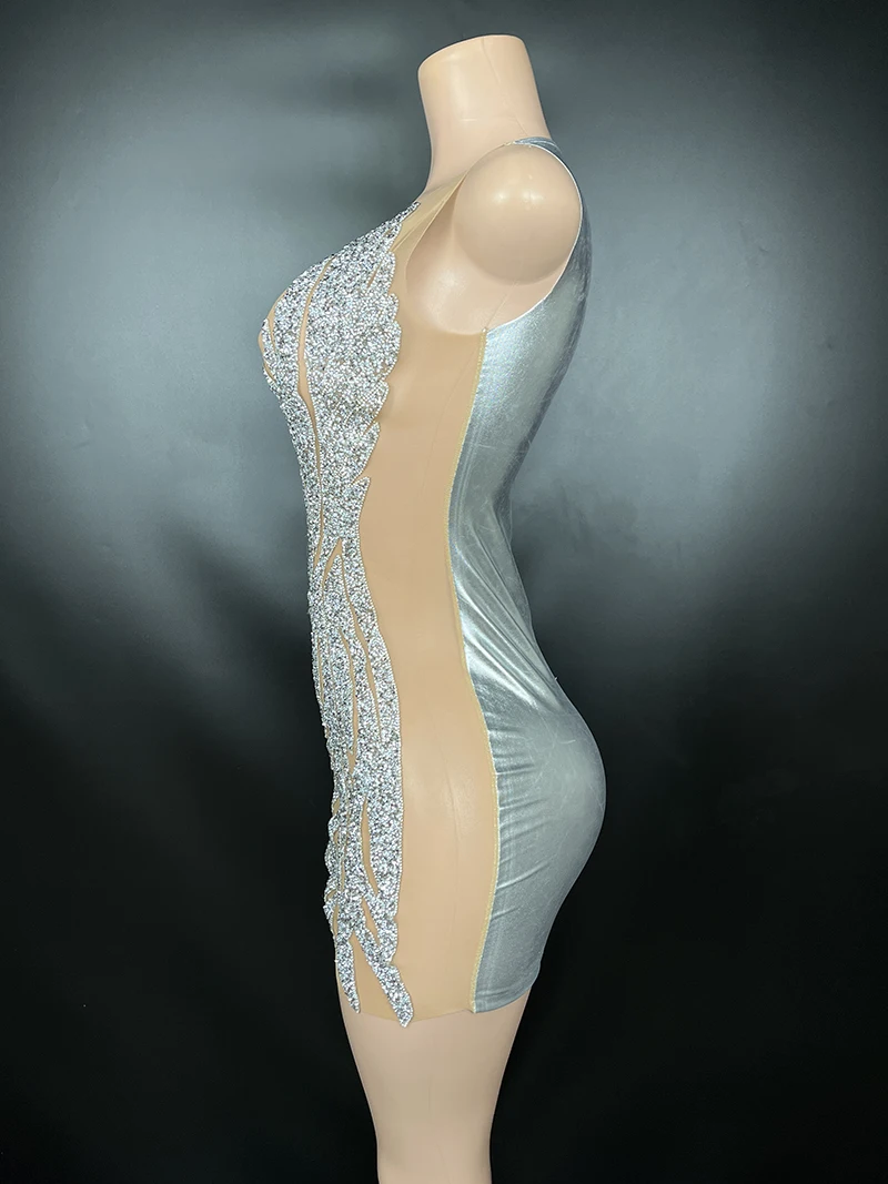 Сексуальное платье для похудения со шлейфом, сценическое ведущее, модное бальное платье Ele, трансграничное бальное платье, круглые хрустальные бусины, Ne ort Dr 
Сексуальное платье для похудения со шлейфом, сценическое ведущее, модное бальное платье Ele, трансграничное бальное платье, круглые хрустальные бусины, Ne ort Dr