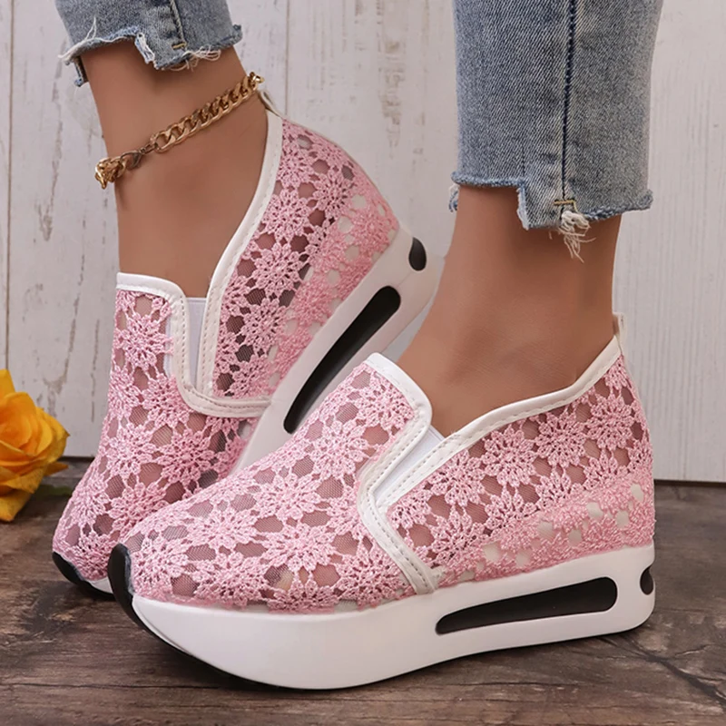 Fashion Embroidered Platform Sneakers for Women 2025 Summer Breathable Mesh Sports Shoes Woman Thick Sole Slip On Casual Shoes
Fashion Embroidered Platform Sneakers for Women 2025 Summer Breathable Mesh Sports Shoes Woman Thick Sole Slip On Casual Shoes