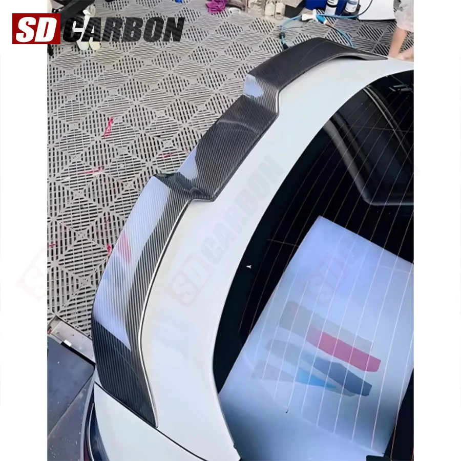 For Suzuki Swift Sports ZC33S 2018-2025 Carbon Fiber Car Rear Trunk Spoiler Tail fins Lip Wing Lip Extension Car Accessories
For Suzuki Swift Sports ZC33S 2018-2025 Carbon Fiber Car Rear Trunk Spoiler Tail fins Lip Wing Lip Extension Car Accessories