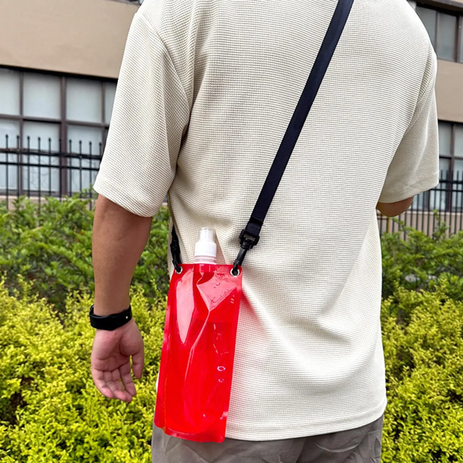 Foldable Water Bottle Drinking Bag 650ml Leakproof Reusable Portable Flask with Strap for Travel Backpacking Cycling Running
Foldable Water Bottle Drinking Bag 650ml Leakproof Reusable Portable Flask with Strap for Travel Backpacking Cycling Running