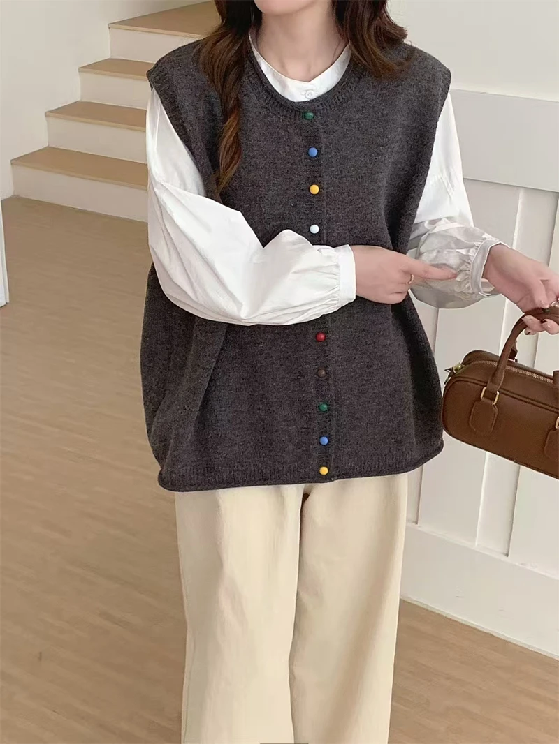 Вязаный жилет в стиле ретро для женщин, с круглым вырезом, синего цвета, в корейском стиле, для повседневной носки, утепленный, с длинными рукавами, стандартный крой
Вязаный жилет в стиле ретро для женщин, с круглым вырезом, синего цвета, в корейском стиле, для повседневной носки, утепленный, с длинными рукавами, стандартный крой