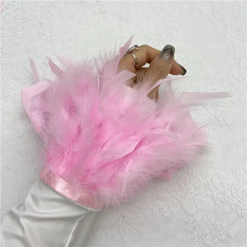 Natural Fur Feather Cuffs Sexy Cuffs With Feathers Feather Cuff Snap Bracelet Sleeves Wrist Arm Removable Shirt Fashion
Natural Fur Feather Cuffs Sexy Cuffs With Feathers Feather Cuff Snap Bracelet Sleeves Wrist Arm Removable Shirt Fashion