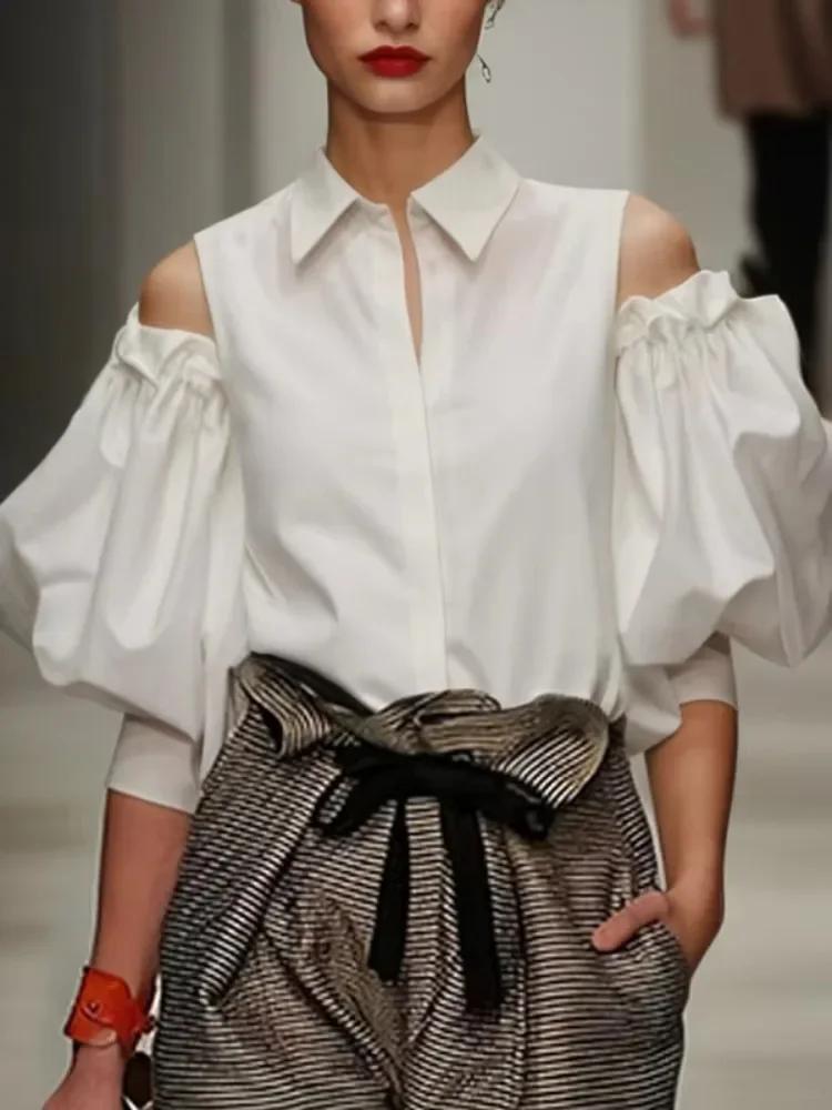 Bonboho Women's Solid Color Cotton Shirts Lapel Collar Puff Sleeve Cold Shoulder T-shirt Single-breasted Loose Fit Female Blouse
Bonboho Women's Solid Color Cotton Shirts Lapel Collar Puff Sleeve Cold Shoulder T-shirt Single-breasted Loose Fit Female Blouse