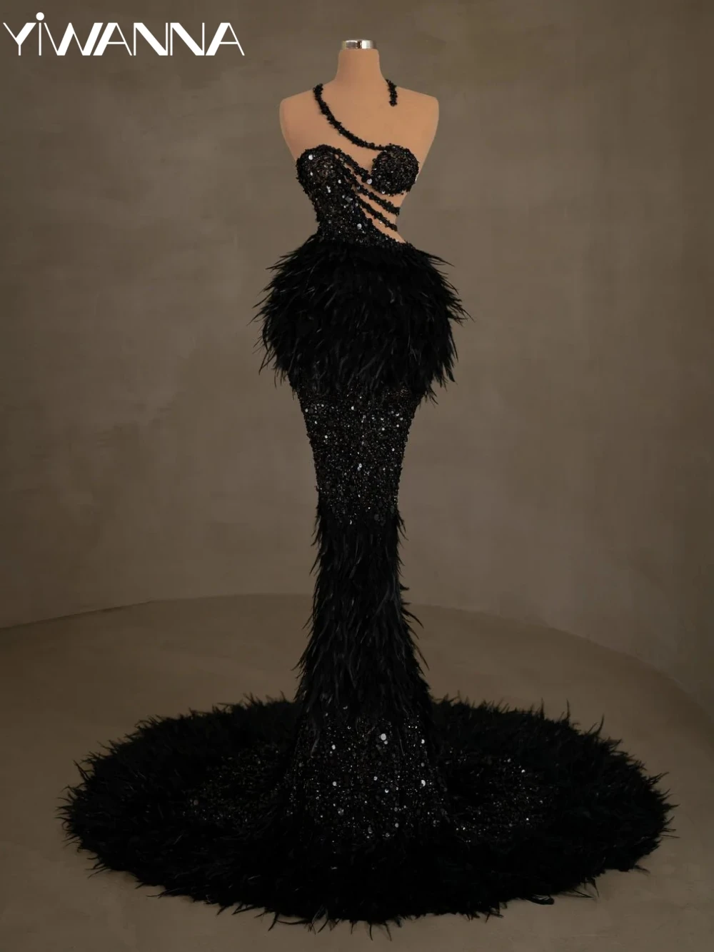 Glitter Black Mermaid Long Evening Dress With Feathers Graceful Sleeveless Wedding Party Gown Customized Luxurious Prom Dresses
Glitter Black Mermaid Long Evening Dress With Feathers Graceful Sleeveless Wedding Party Gown Customized Luxurious Prom Dresses