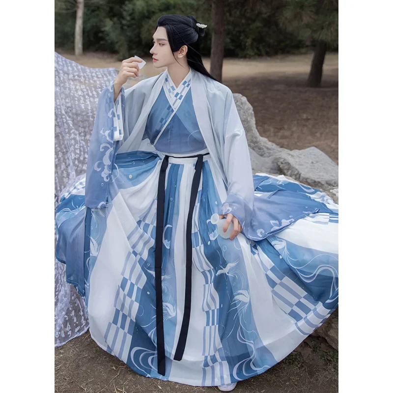 Мужской костюм Hanfu, Ранняя династия, мужской костюм для косплея, танцевальное платье, наряды на Хэллоуин, голубой цвет для мужчин
Мужской костюм Hanfu, Ранняя династия, мужской костюм для косплея, танцевальное платье, наряды на Хэллоуин, голубой цвет для мужчин