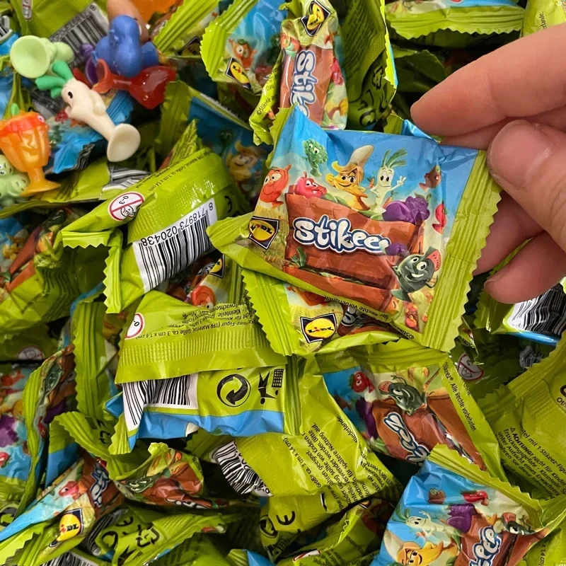 50pcs Genuine Stikees Blind Bag PVC Figure Fruits Vegetables Animals Mini Cute Toy Promotion Gift for Kid Boys Girl Children
50pcs Genuine Stikees Blind Bag PVC Figure Fruits Vegetables Animals Mini Cute Toy Promotion Gift for Kid Boys Girl Children