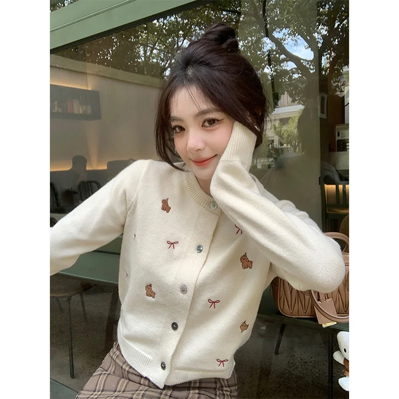Autumn Winter Vintage Chic Bow Cartoon Embroidery Knitted Cardigan Women's Clothing Casual Loose O-neck Y2K Sweaters
Autumn Winter Vintage Chic Bow Cartoon Embroidery Knitted Cardigan Women's Clothing Casual Loose O-neck Y2K Sweaters