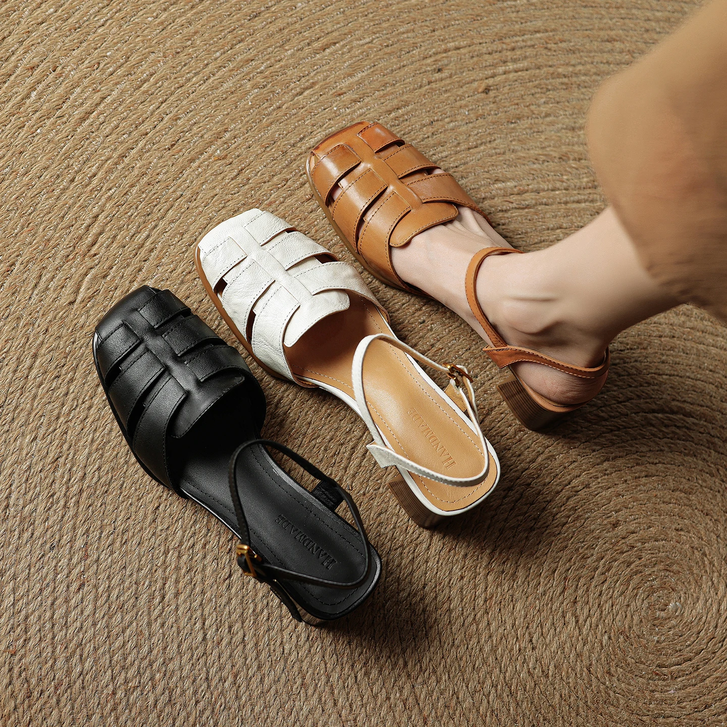 Fashion Women Summer Sandals Shoes Elegant Weave Chunky Heels Genuine Leather Casual Pumps Office Party Dress Shoes Size 34-42
Fashion Women Summer Sandals Shoes Elegant Weave Chunky Heels Genuine Leather Casual Pumps Office Party Dress Shoes Size 34-42
