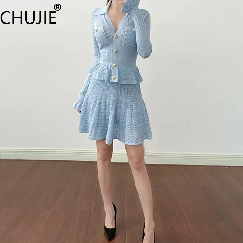 CHUJIE Women's Summer Dress 2025 New French Socialite Fashion Temperament Ruffle Edge Splicing V-neck Long Sleeved Knitted Dress
CHUJIE Women's Summer Dress 2025 New French Socialite Fashion Temperament Ruffle Edge Splicing V-neck Long Sleeved Knitted Dress