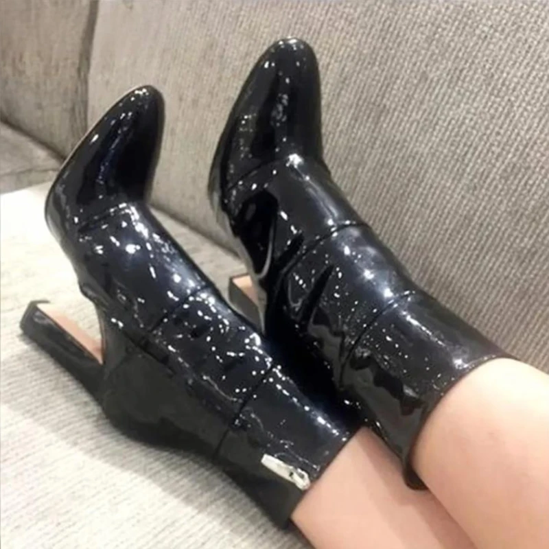 Shinny Black Block Heels Ankle Boots Pointed Toe Zipper Patent Leather Spring Autumn Chunky Heels Boots Evening Club Dress Shoes
Shinny Black Block Heels Ankle Boots Pointed Toe Zipper Patent Leather Spring Autumn Chunky Heels Boots Evening Club Dress Shoes