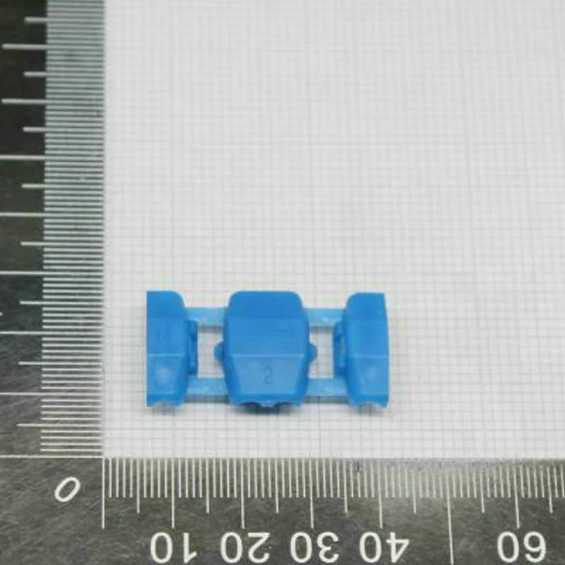 10 шт. оригинальных разъемов 171404-1 с синей задней крышкой для автомобильной электроники, 100% новые.
10 шт. оригинальных разъемов 171404-1 с синей задней крышкой для автомобильной электроники, 100% новые.