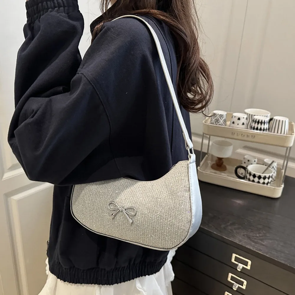 Portable PU Leather Underarm Tote Bag Shiny Korean Style Bowknot Shoulder Bag Solid Color Elegant Women Handbag Daily
Portable PU Leather Underarm Tote Bag Shiny Korean Style Bowknot Shoulder Bag Solid Color Elegant Women Handbag Daily