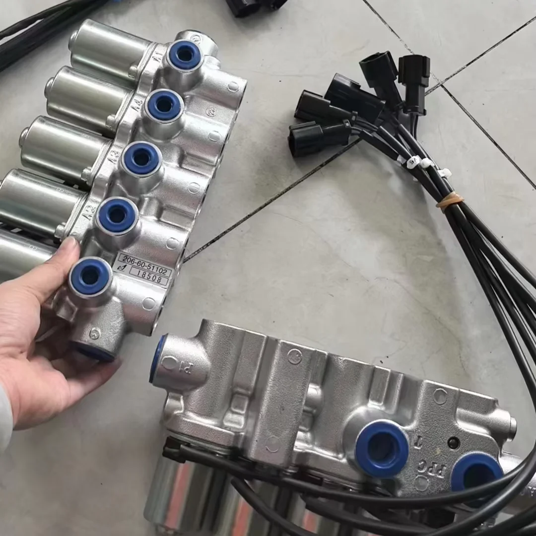 206-60-51101 209-60-77240 Pc200-6 Excavator Accessories Electromagnetic Valve Assembly
206-60-51101 209-60-77240 Pc200-6 Excavator Accessories Electromagnetic Valve Assembly