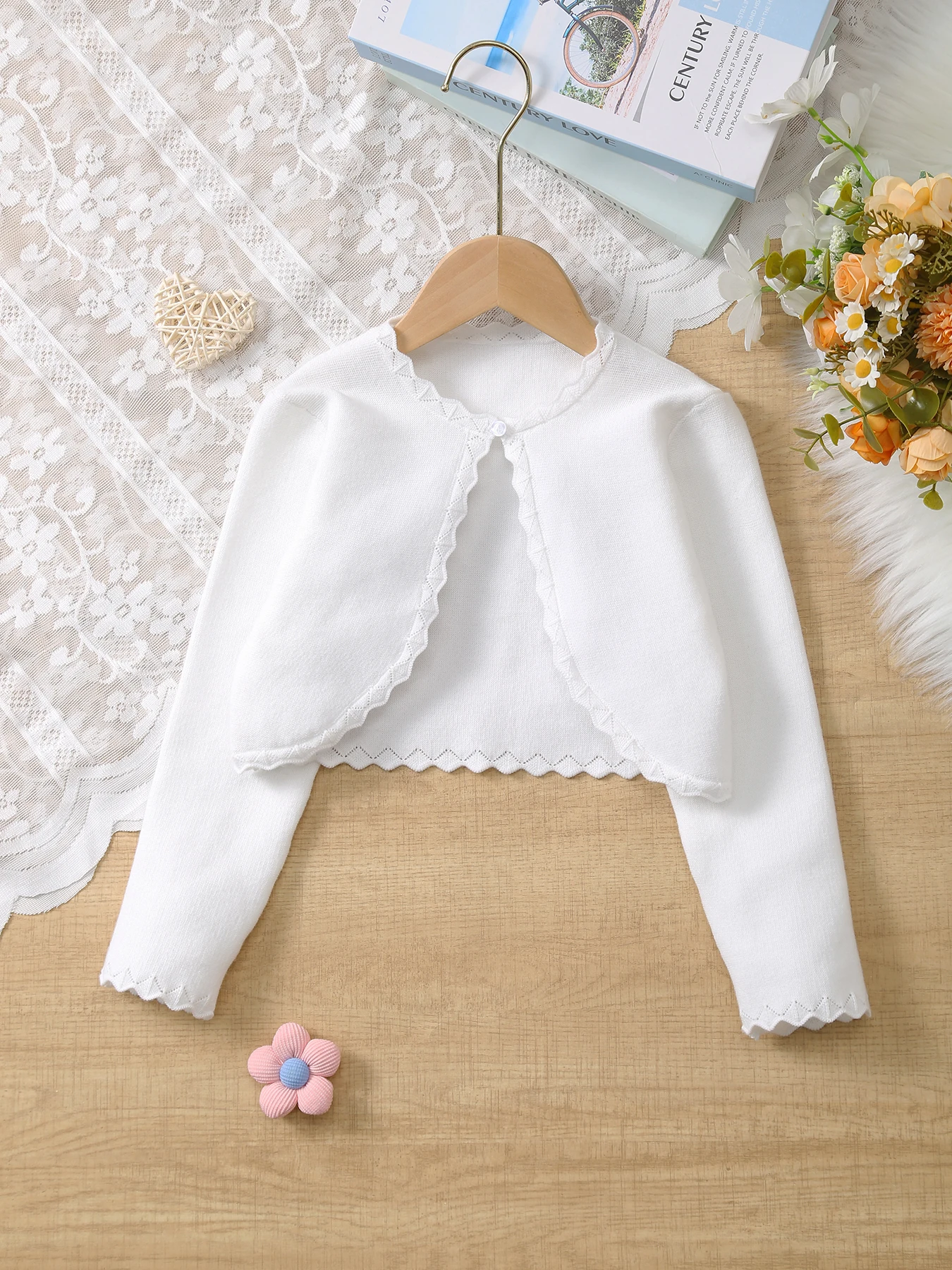 Верхний кардиган для девочек, весенне-летний детский белый короткий тонкий свитер, вязаная шаль, верхняя одежда
Верхний кардиган для девочек, весенне-летний детский белый короткий тонкий свитер, вязаная шаль, верхняя одежда