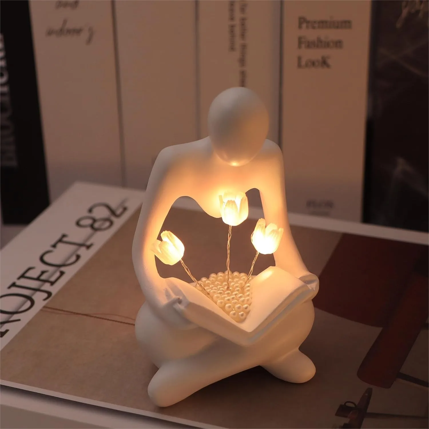 Reading Sculpture Tulip Lamp Thinker Statue Figurine Battery Powered Night Light For Modern Abstract Home Decoration Living Room Bookshelf Office Shelves Desk Decor Aesthetic Gift
Reading Sculpture Tulip Lamp Thinker Statue Figurine Battery Powered Night Light For Modern Abstract Home Decoration Living Room Bookshelf Office Shelves Desk Decor Aesthetic Gift