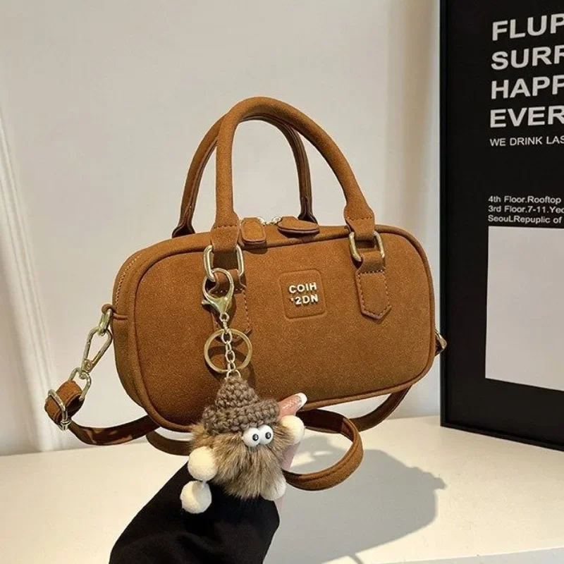 Vintage Elegant Designer Diaper Bag For Women Crossbody Messenger Bag Luxury Leather Tote Large Capacity Unique Letter Logo
Vintage Elegant Designer Diaper Bag For Women Crossbody Messenger Bag Luxury Leather Tote Large Capacity Unique Letter Logo