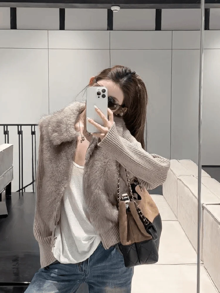 Зимняя вязаная меховая жилетка с подплечниками, теплая кожаная куртка, женское прямое хлопковое пальто с лоскутным узором
Зимняя вязаная меховая жилетка с подплечниками, теплая кожаная куртка, женское прямое хлопковое пальто с лоскутным узором