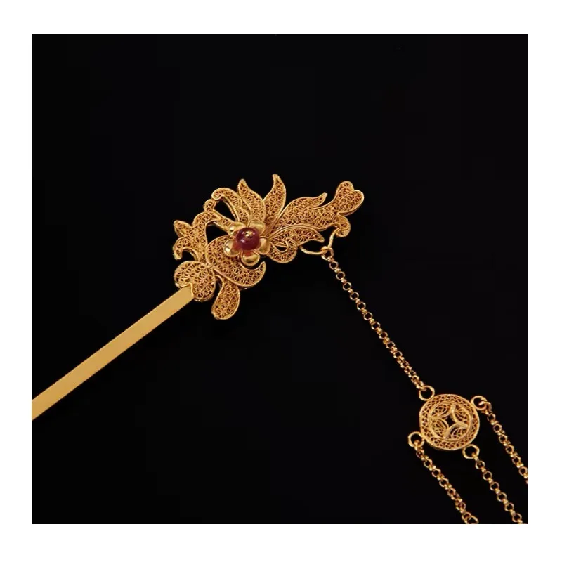 Filigree Pure Copper Gold-plated Filigree Long Fringed Hairpin Court Retro Hanfu Horse Dress and Clothes Accessories
Filigree Pure Copper Gold-plated Filigree Long Fringed Hairpin Court Retro Hanfu Horse Dress and Clothes Accessories