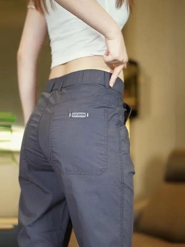 New 2025 Ice Silk Qui Dry Casual Men's Pants Summer Thin Elastic Waist Elastic Slim Straight Workwear Trousers for Men
New 2025 Ice Silk Qui Dry Casual Men's Pants Summer Thin Elastic Waist Elastic Slim Straight Workwear Trousers for Men