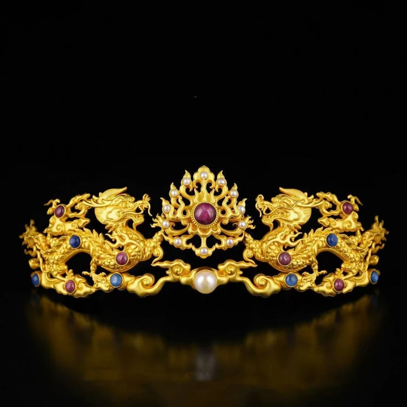 Brass Gold-plated Chiseled Cloud Pattern Inlaid with Treasure Coiled Dragon Imitation Ming Dynasty Hair Crown Classical Headwear
Brass Gold-plated Chiseled Cloud Pattern Inlaid with Treasure Coiled Dragon Imitation Ming Dynasty Hair Crown Classical Headwear