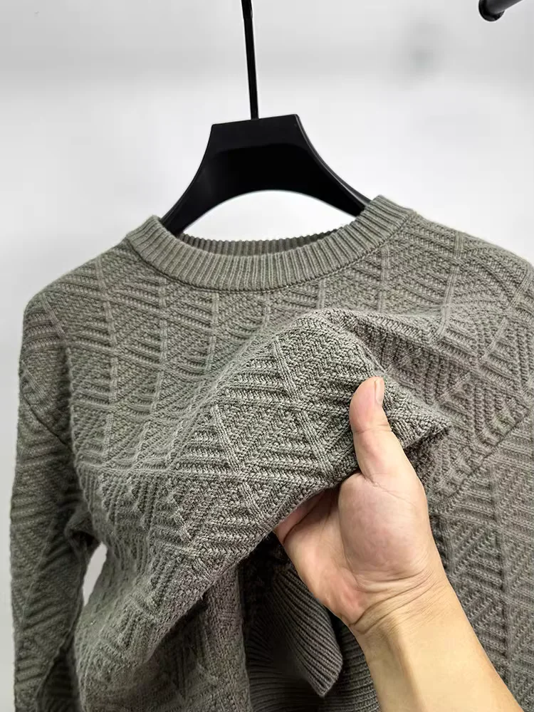 Luxury brand men's round neck jacquard knitted sweater autumn winter new fashion Korean style high-quality customized pullover
Luxury brand men's round neck jacquard knitted sweater autumn winter new fashion Korean style high-quality customized pullover