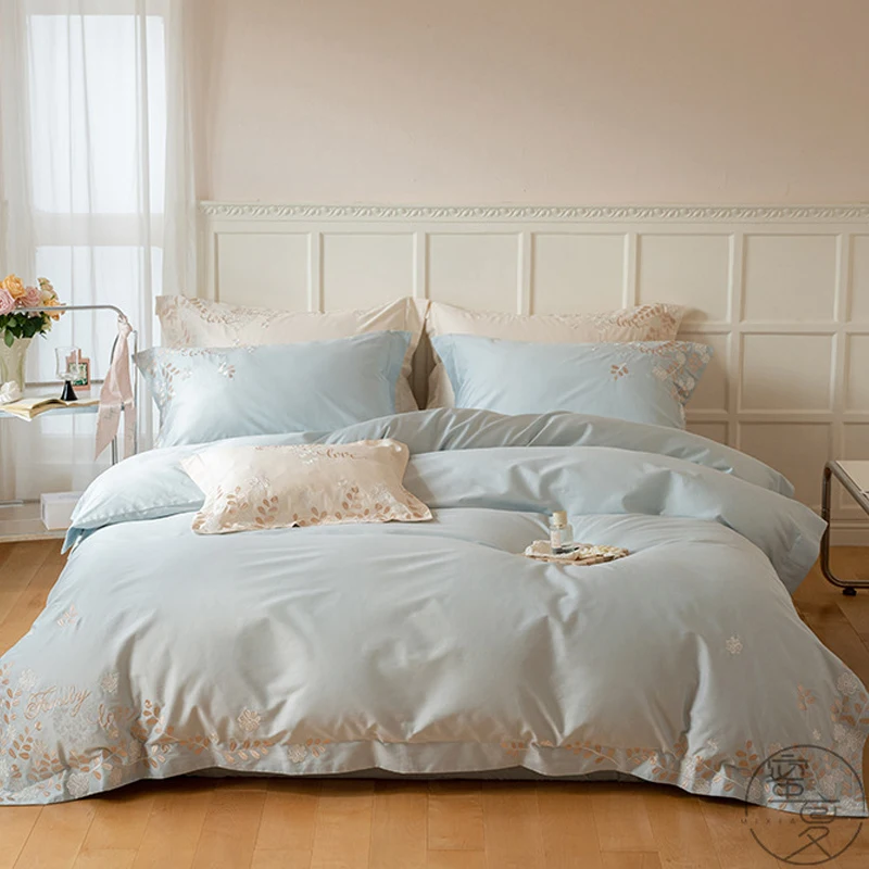 2024 High-end Light Luxury Style Long-staple Cotton Four-piece Set Pure Cotton New Sate Embroidery Quilt Set Bedding Light Blue
2024 High-end Light Luxury Style Long-staple Cotton Four-piece Set Pure Cotton New Sate Embroidery Quilt Set Bedding Light Blue