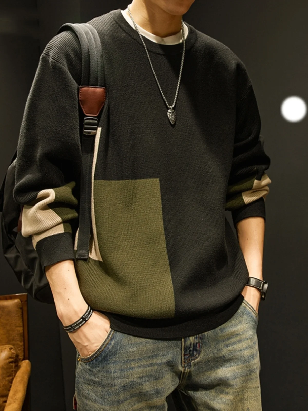 High-End American Retro Men's Sweater Loose Base Layer Knitted irt Casual Autumn Winter Faion round Ne Long Sve Swea...
High-End American Retro Men's Sweater Loose Base Layer Knitted irt Casual Autumn Winter Faion round Ne Long Sve Swea...