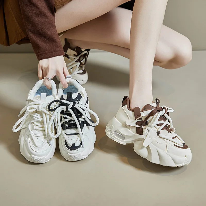 Women's Spring Chunky Platform Sneakers - Height-Lift Retro Dad Shoes for Campus, Sporty Casual Running Shoes with Thick Sole
Women's Spring Chunky Platform Sneakers - Height-Lift Retro Dad Shoes for Campus, Sporty Casual Running Shoes with Thick Sole