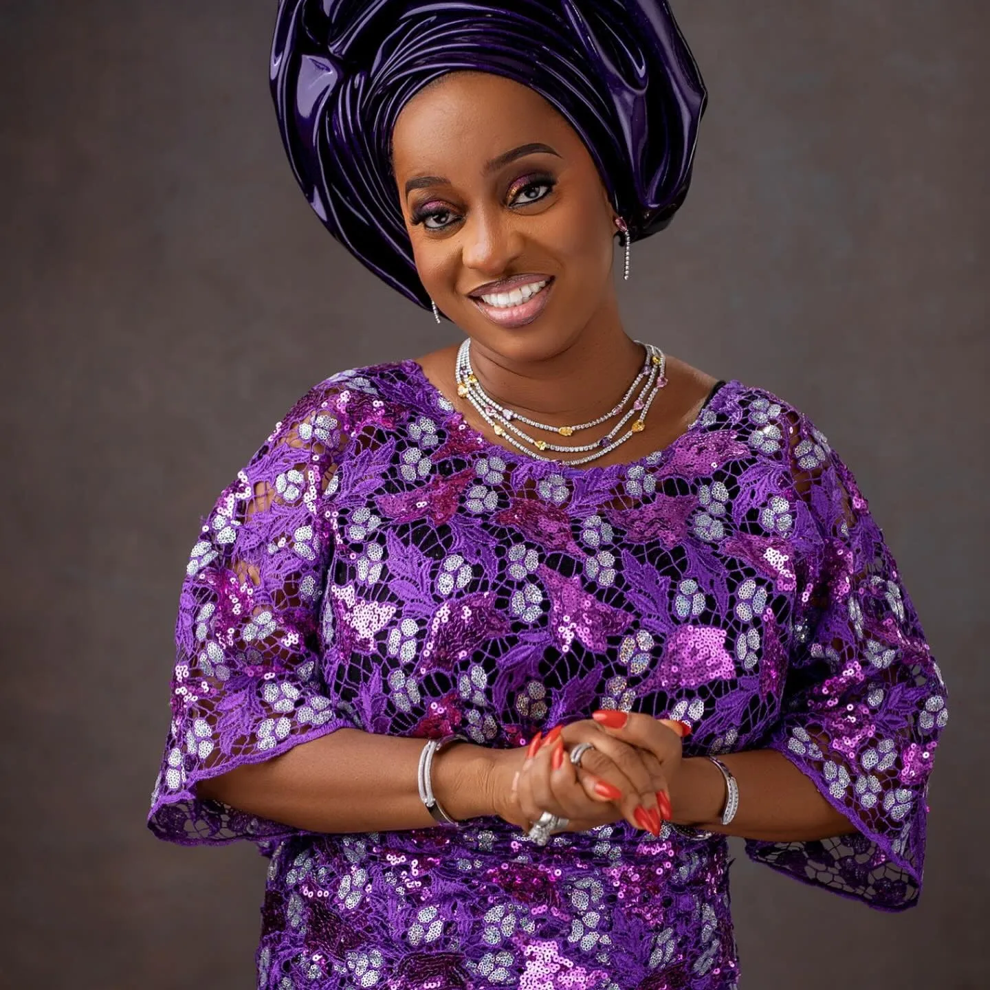 Luxury Guipure Cord Nigeria Sequins Lace Fabric 2025 African Embroidery Lace for Sewing Party Wedding Dress
Luxury Guipure Cord Nigeria Sequins Lace Fabric 2025 African Embroidery Lace for Sewing Party Wedding Dress