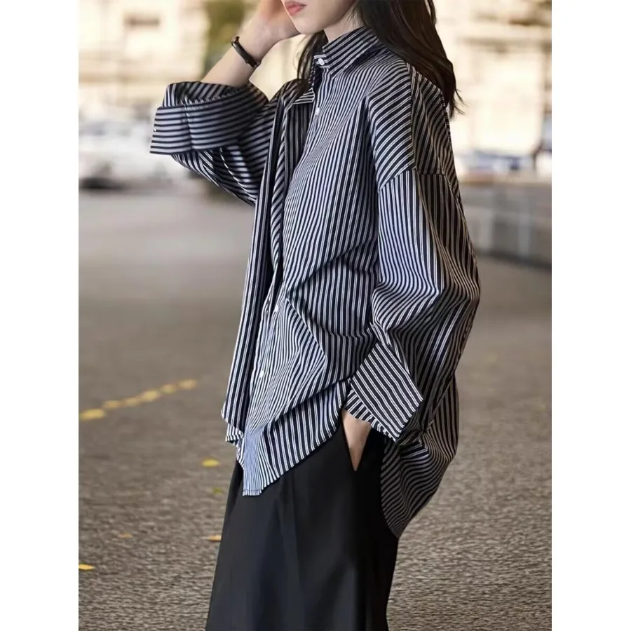 Blue Striped Loose Long Sleeve Women's Shirt Spring Design Vintage Hong Kong Style Lazy Fashion Top Casual Classic Fit
Blue Striped Loose Long Sleeve Women's Shirt Spring Design Vintage Hong Kong Style Lazy Fashion Top Casual Classic Fit