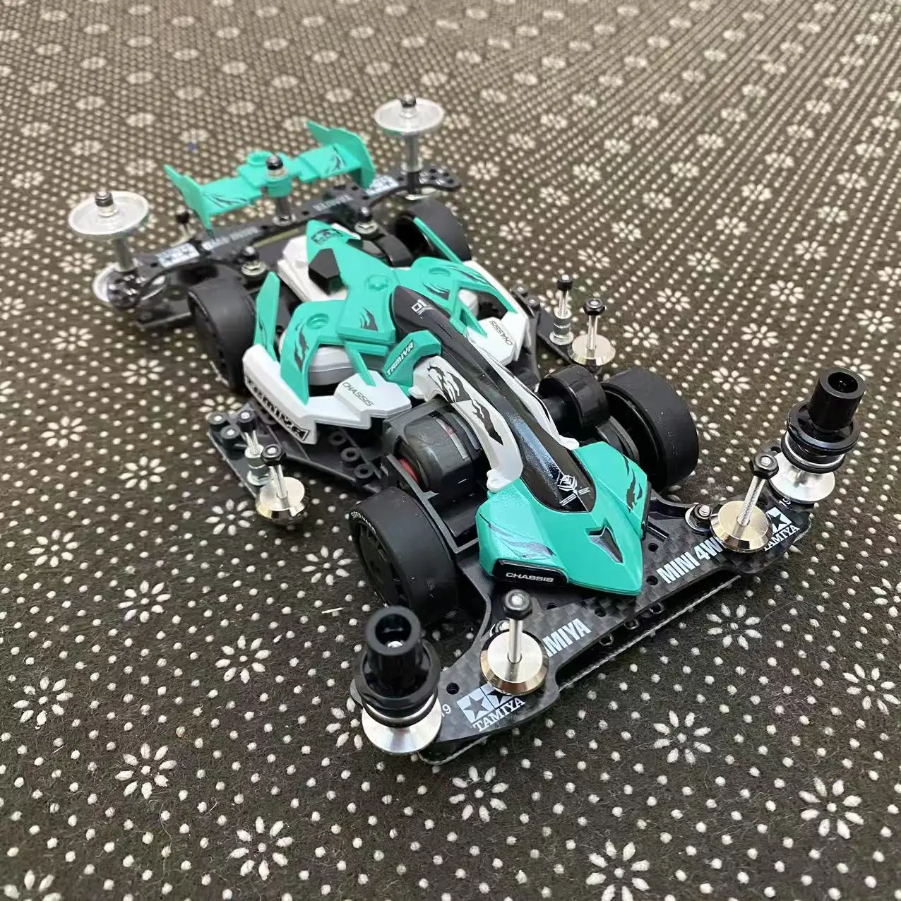 Original 4WD modified B-MAXFMA Jedi fighting vehicle next race, private custom finished product
Original 4WD modified B-MAXFMA Jedi fighting vehicle next race, private custom finished product